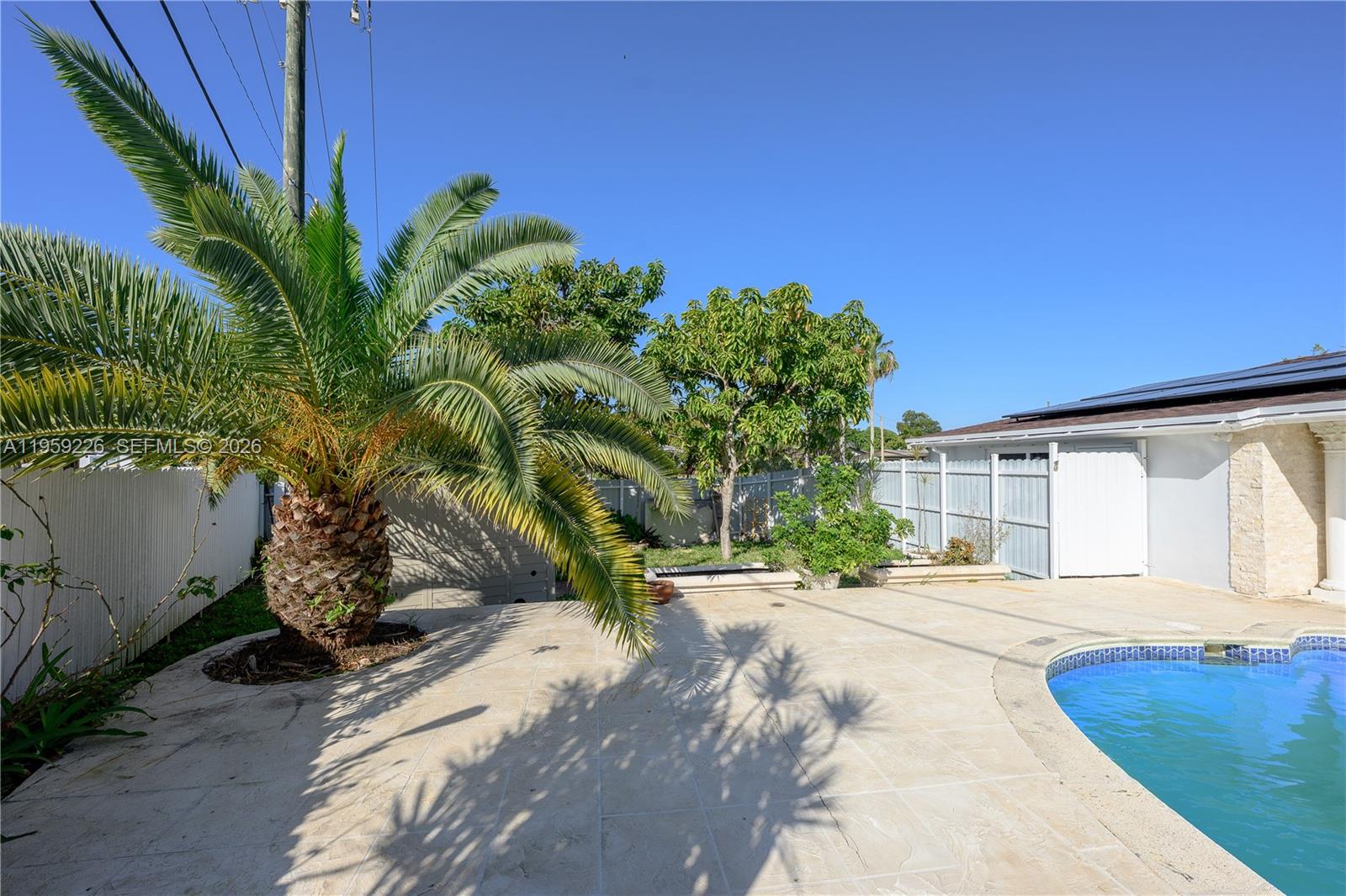 11970 SW 177th Ter Miami, FL 33177