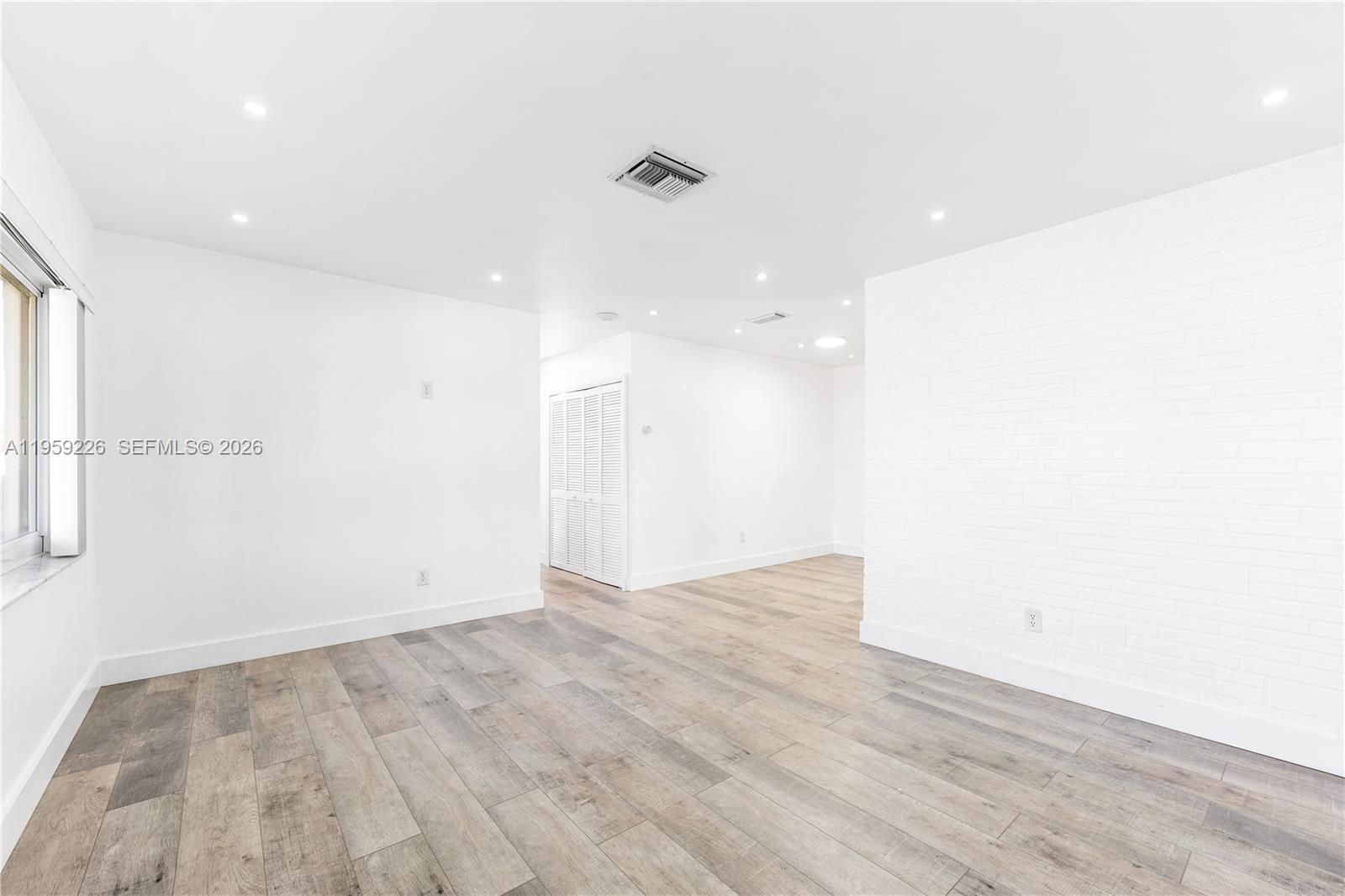 11970 SW 177th Ter Miami, FL 33177