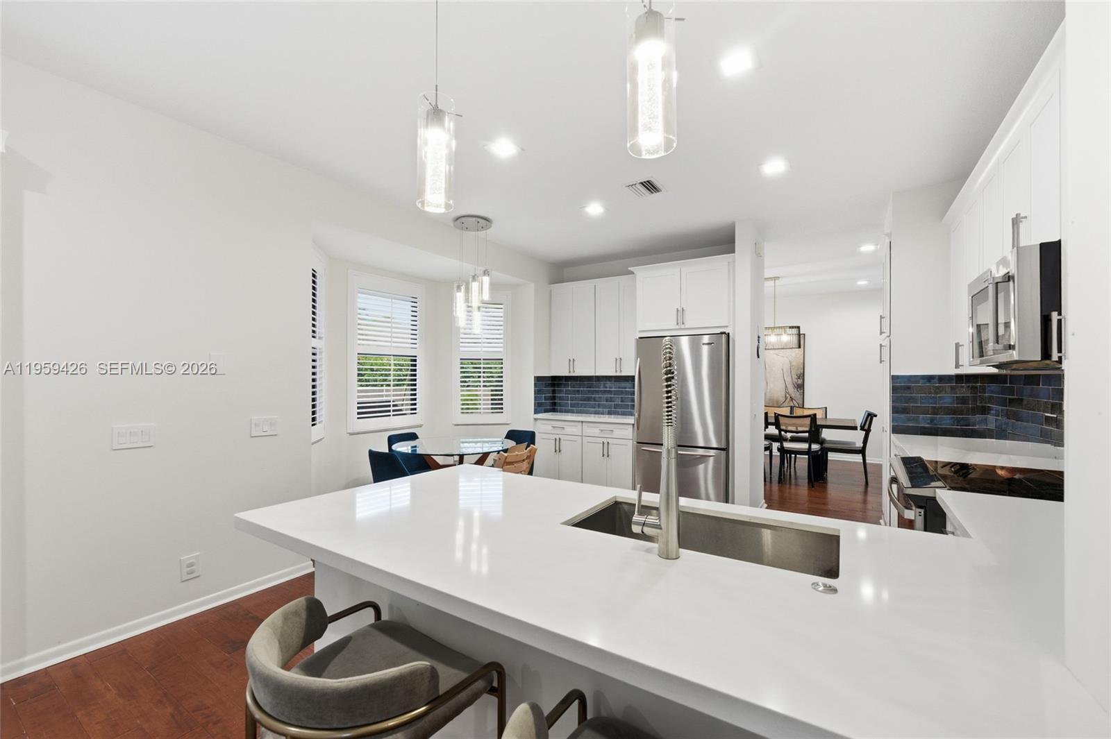 500 Cambridge Dr Weston, FL 33326