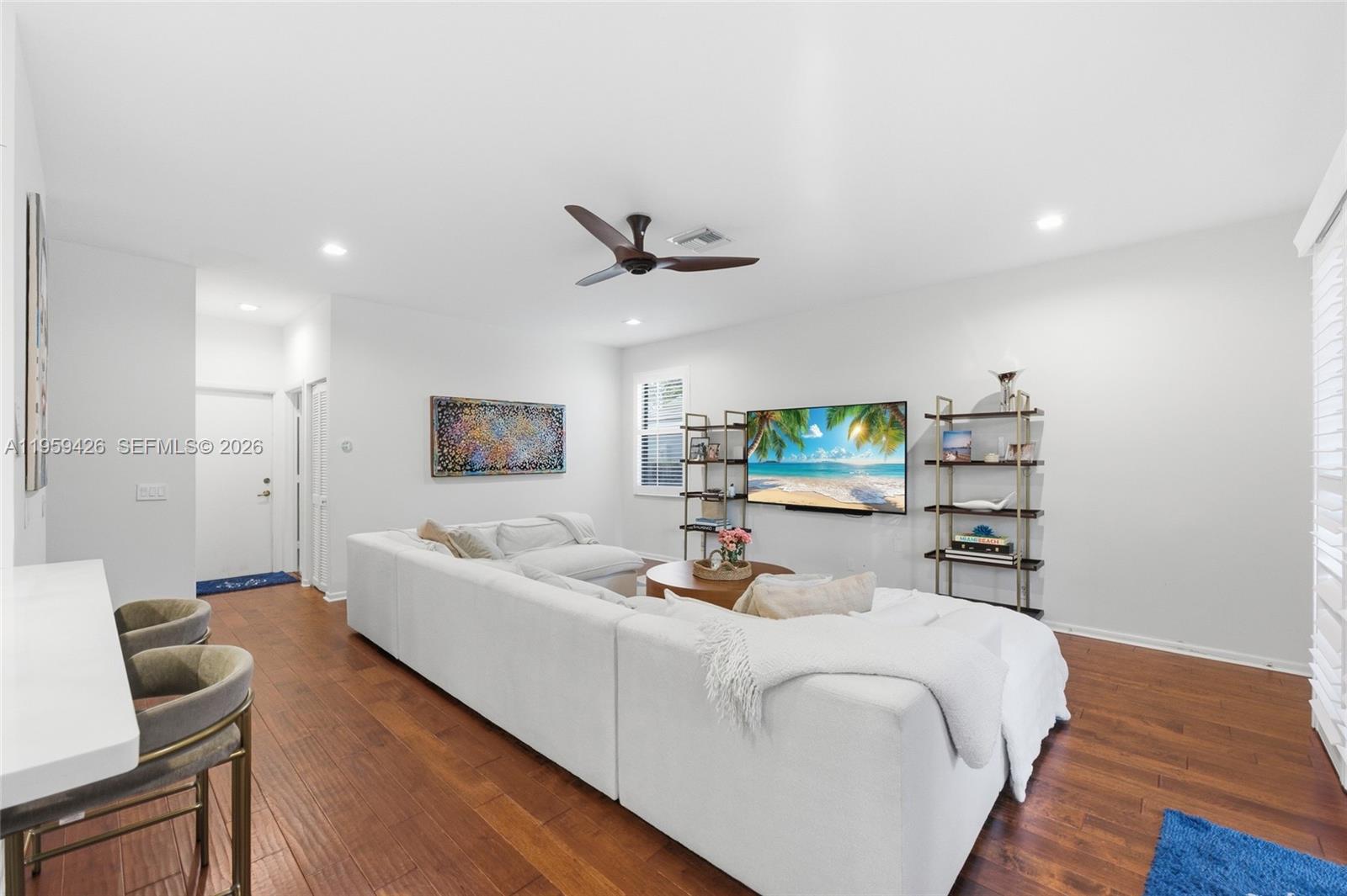 500 Cambridge Dr Weston, FL 33326