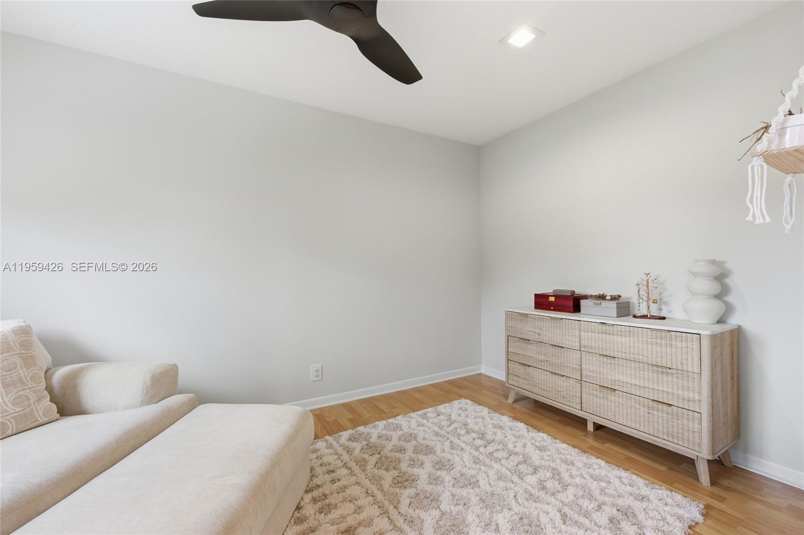 500 Cambridge Dr Weston, FL 33326