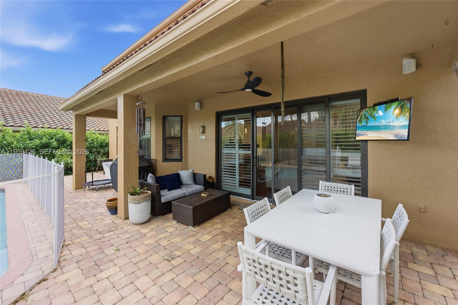 500 Cambridge Dr Weston, FL 33326