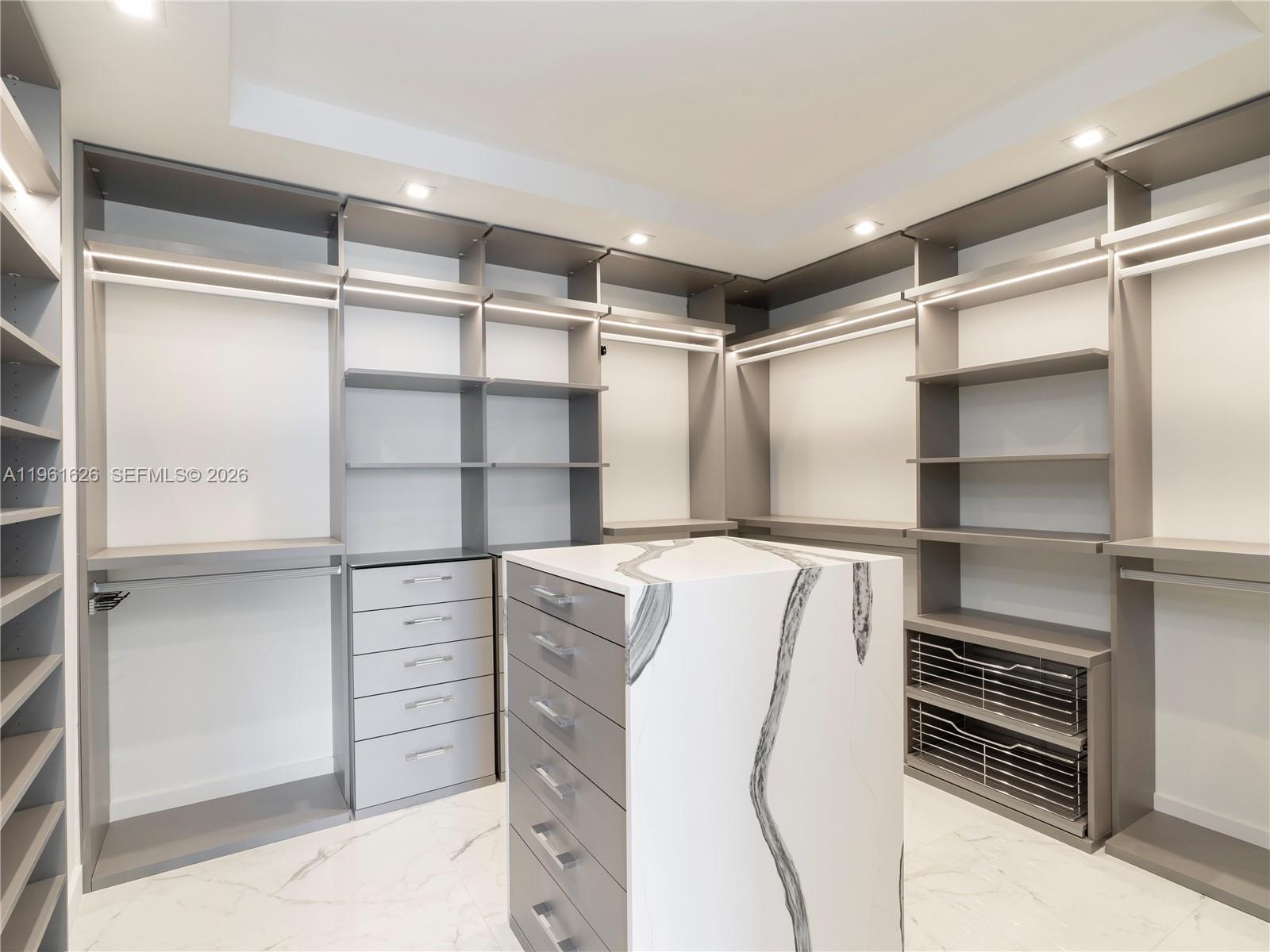 19707 Turnberry Way #18K Aventura, FL 33180