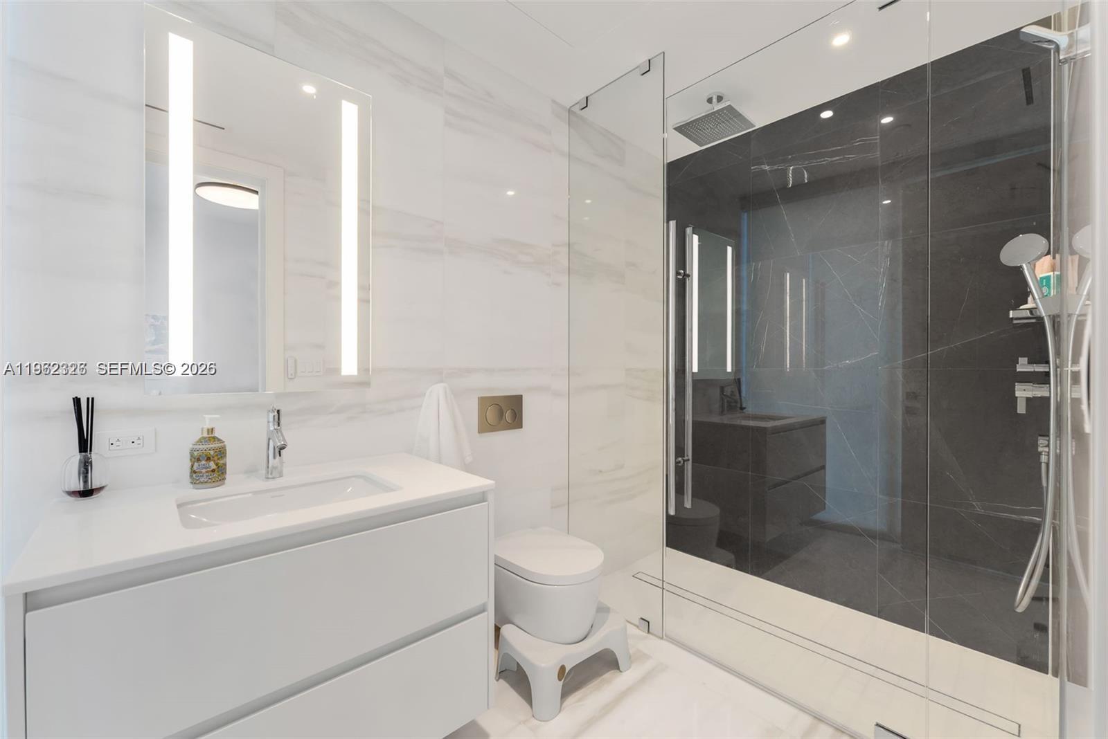 image Aston Martin Residences12