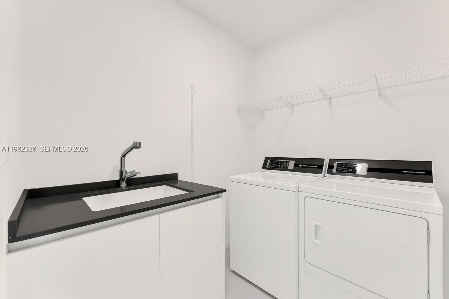 image Aston Martin Residences22