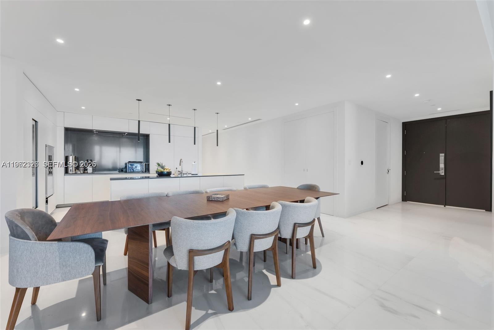 image Aston Martin Residences6