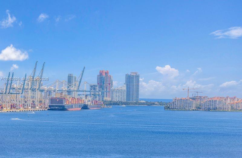 1331 Brickell Bay Dr #1602 Miami, FL 33131