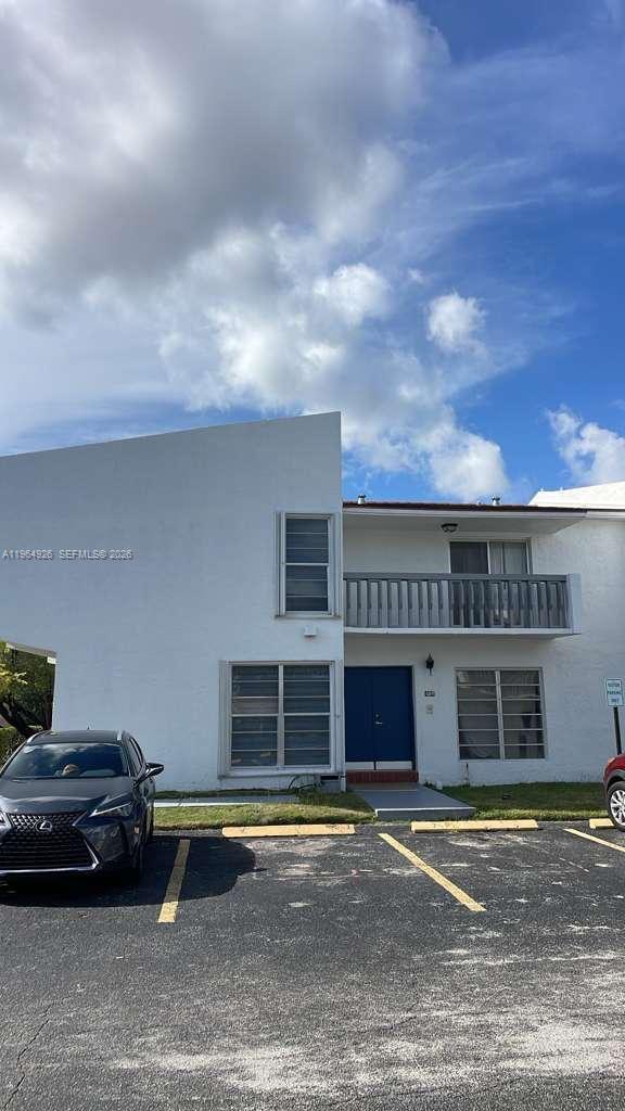 17120 SW 94th Ave #404