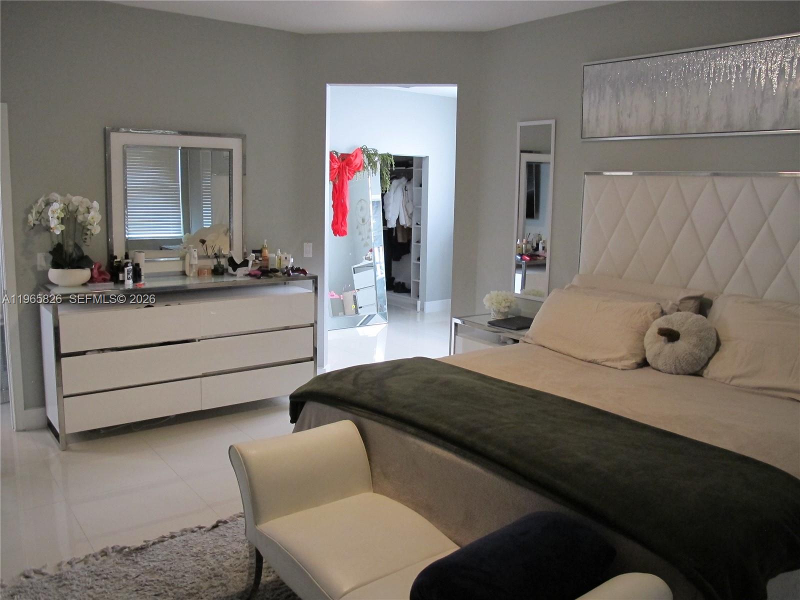 5285 NW 112th Ter Coral Springs, FL 33076