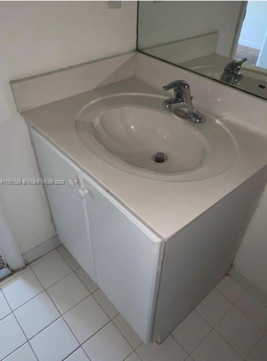 22621 SW 88th Pl #302-8 Cutler Bay, FL 33190