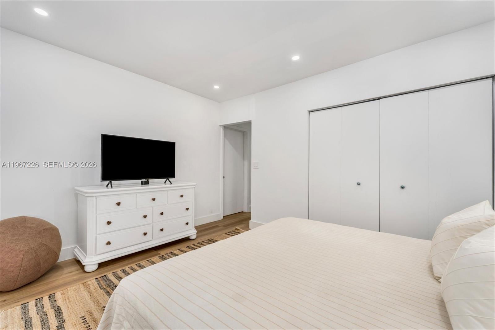 3951 Park Dr Miami, FL 33133