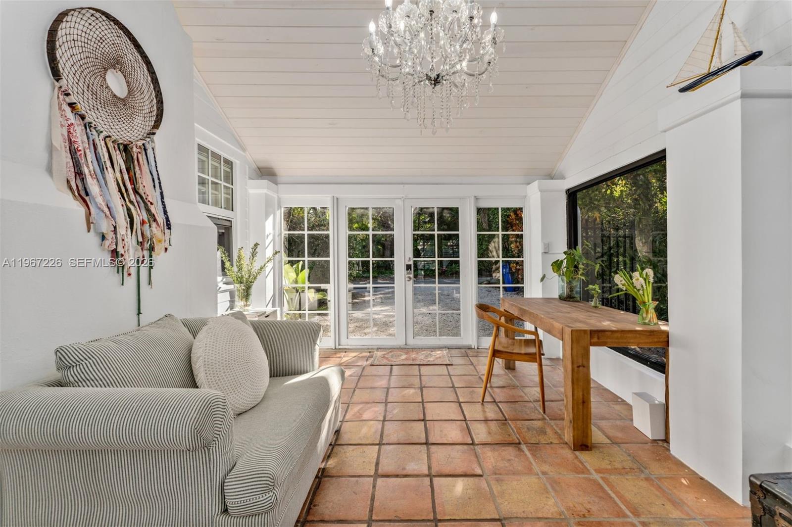 3951 Park Dr Miami, FL 33133