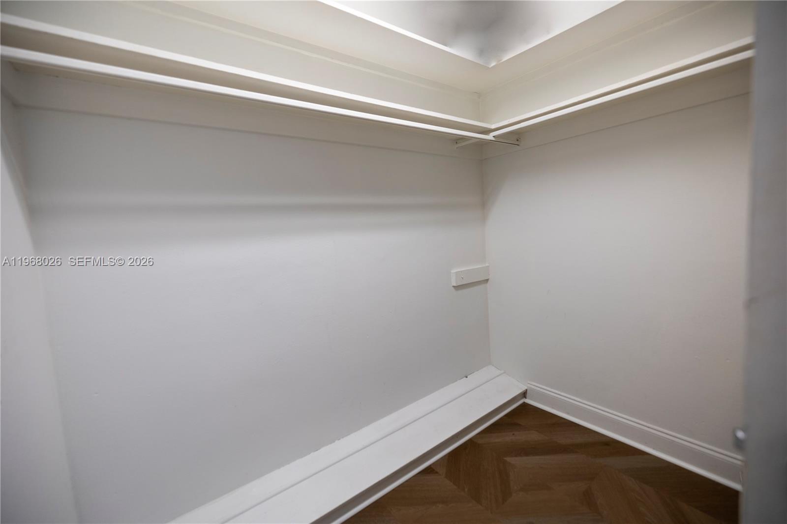 1255 W Collins Ave #604 Miami Beach, FL 33139