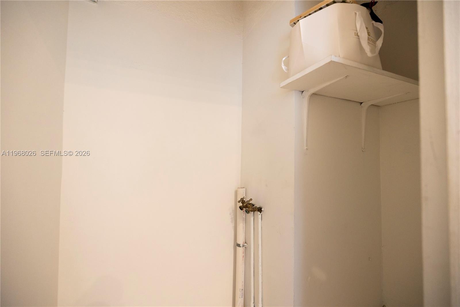 1255 W Collins Ave #604 Miami Beach, FL 33139