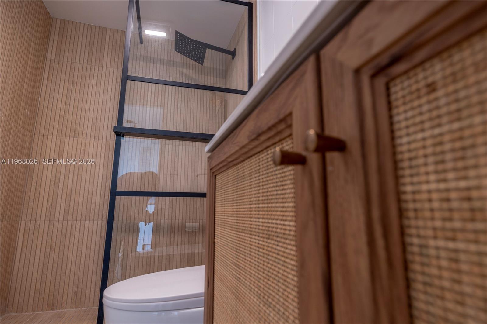 1255 W Collins Ave #604 Miami Beach, FL 33139