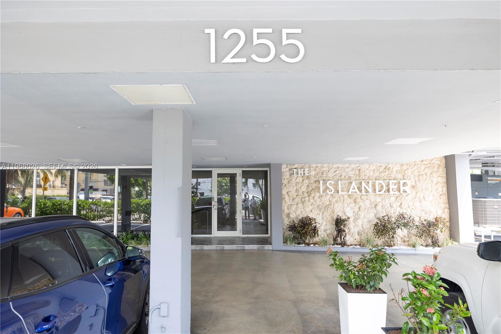 1255 W Collins Ave #604 Miami Beach, FL 33139