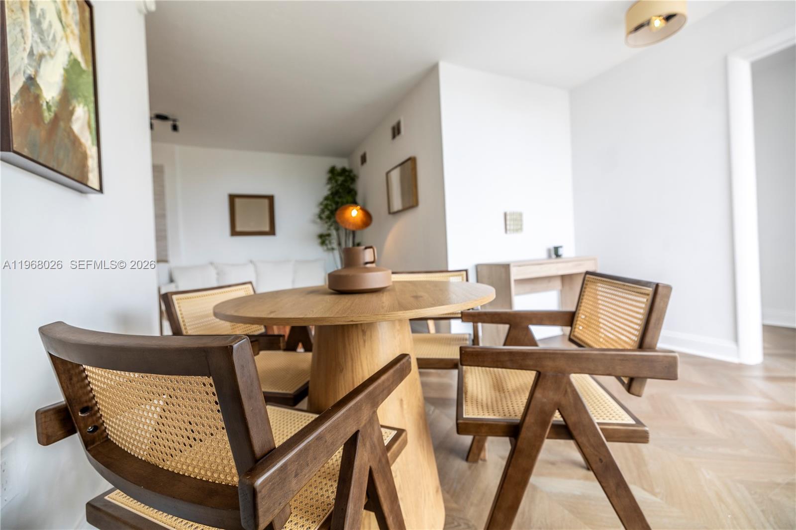 1255 W Collins Ave #604 Miami Beach, FL 33139