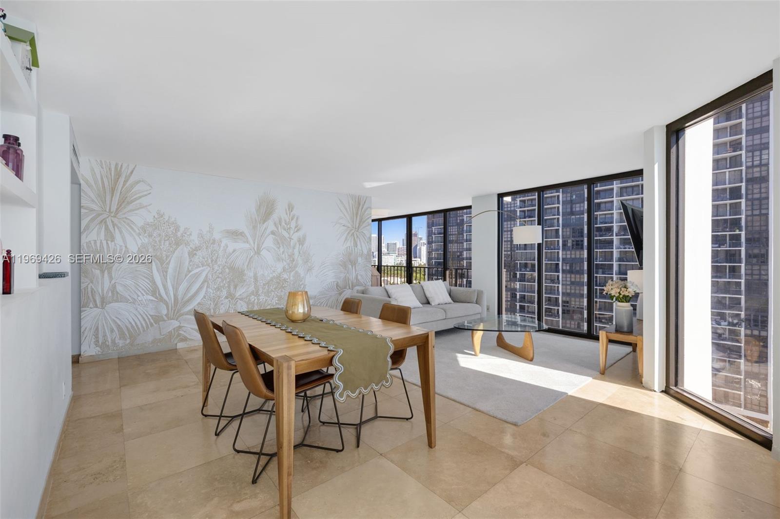 image Brickell Place III18