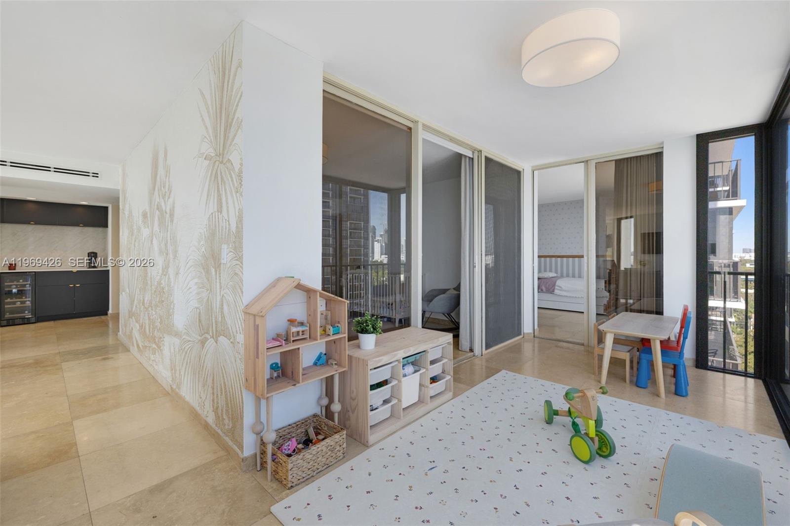 image Brickell Place III24