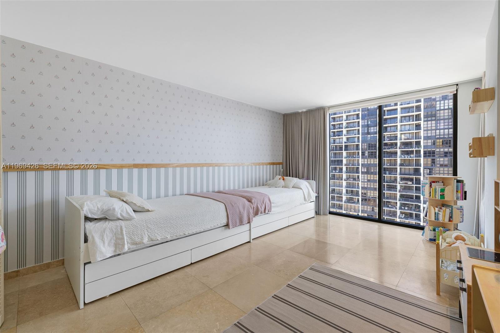 image Brickell Place III27