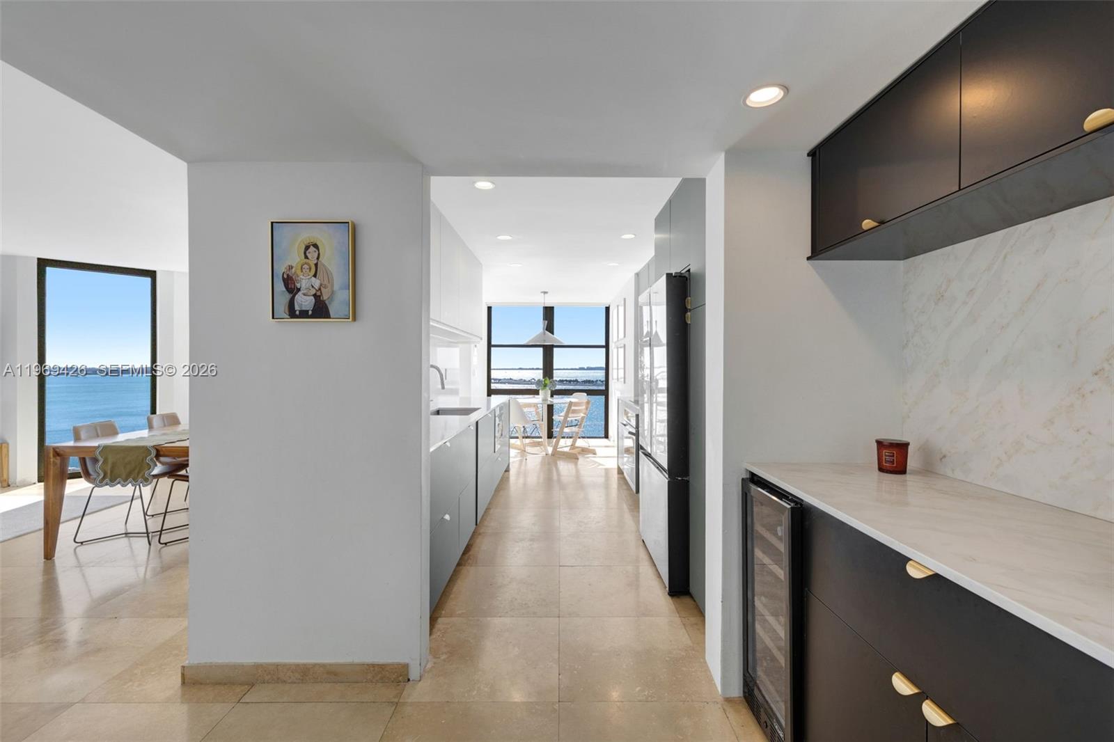 image Brickell Place III2