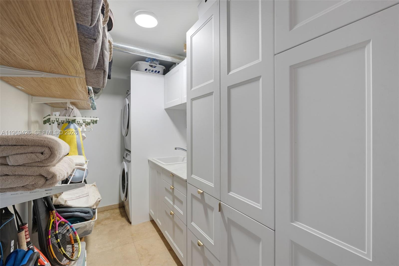 image Brickell Place III38