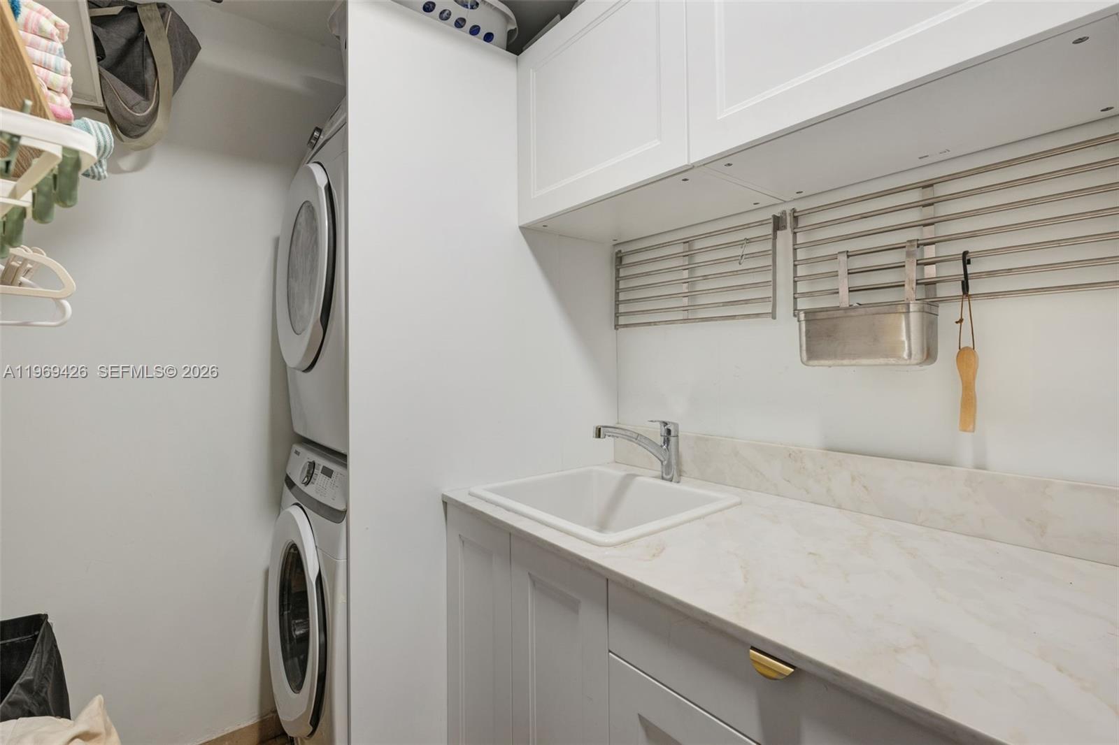 image Brickell Place III39