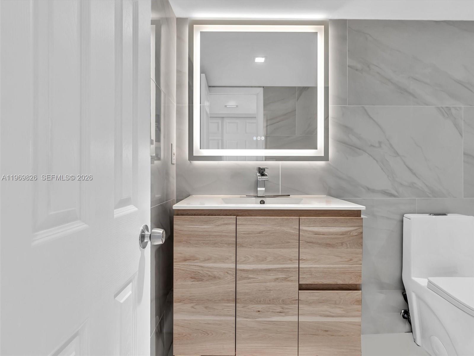 401 Ocean Dr #1007 Miami Beach, FL 33139