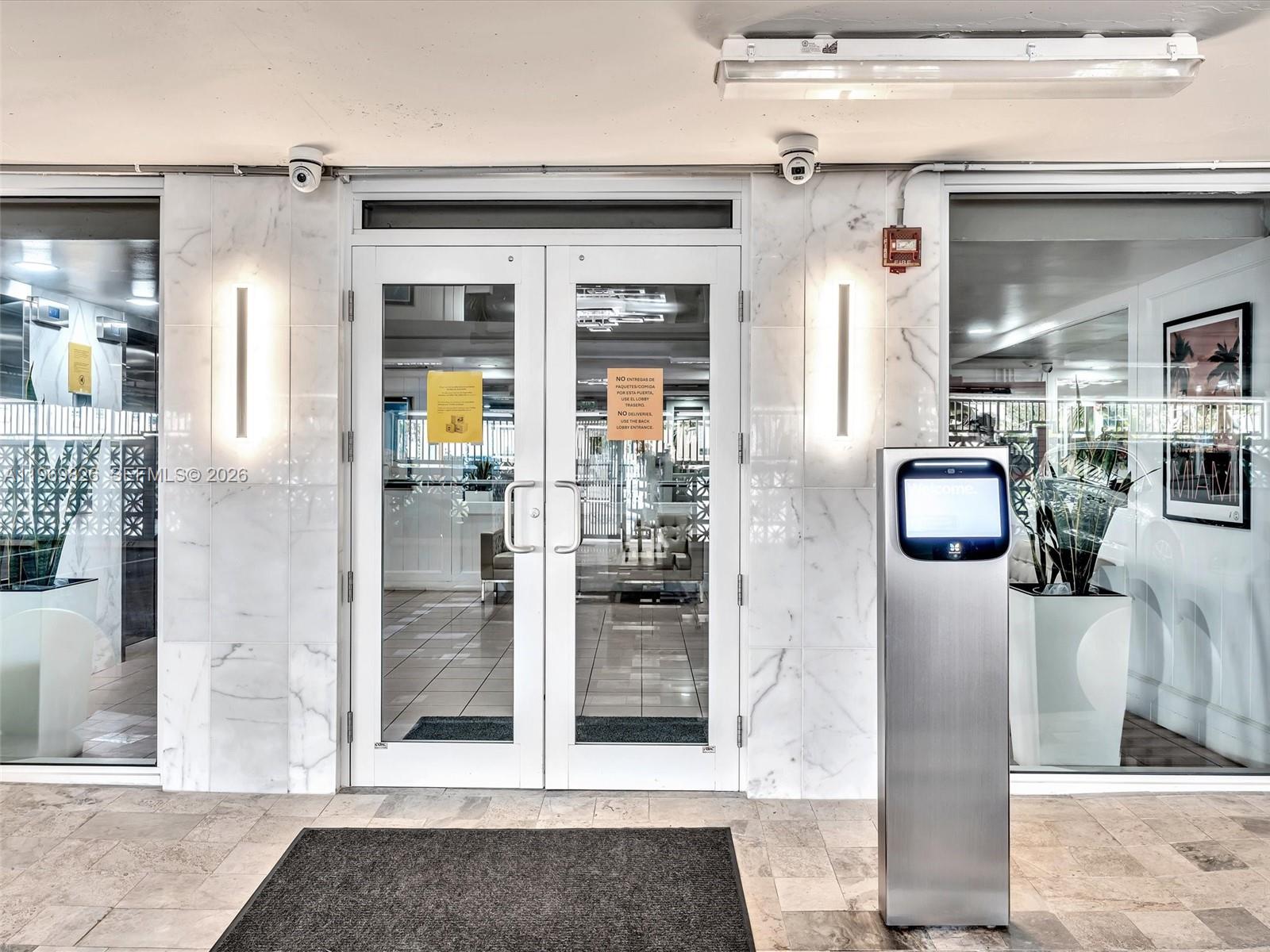 401 Ocean Dr #1007 Miami Beach, FL 33139