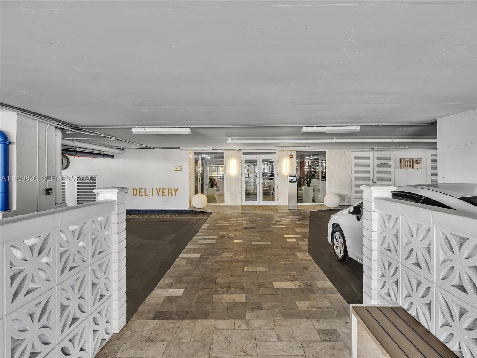 401 Ocean Dr #1007 Miami Beach, FL 33139