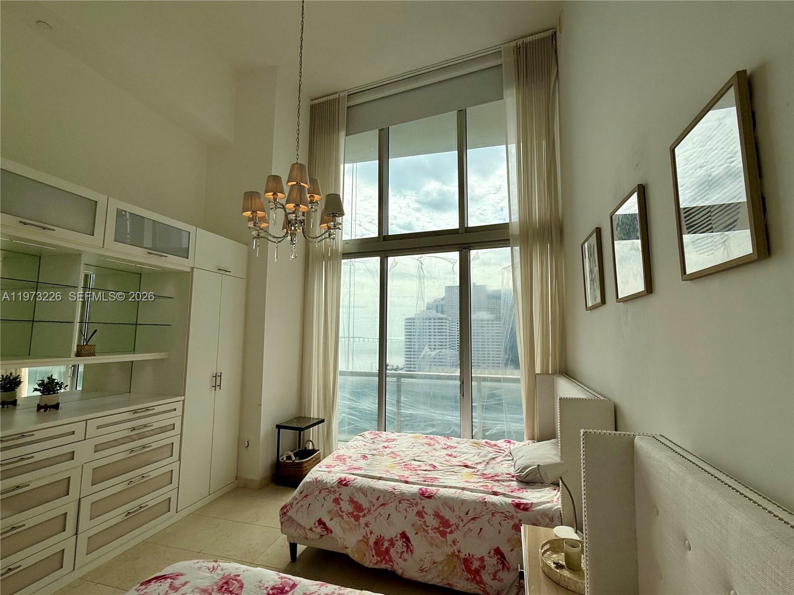 image Icon Brickell II27