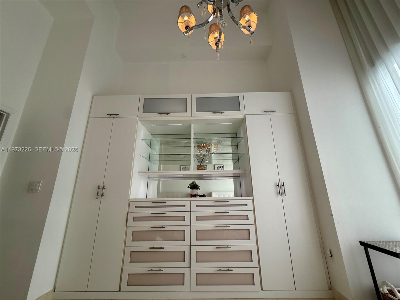 image Icon Brickell II29