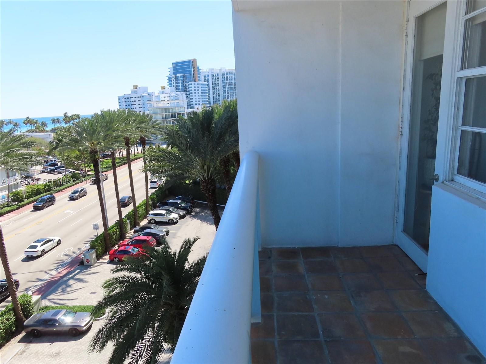 6770 Indian Crk Dr #6A Miami Beach, FL 33141