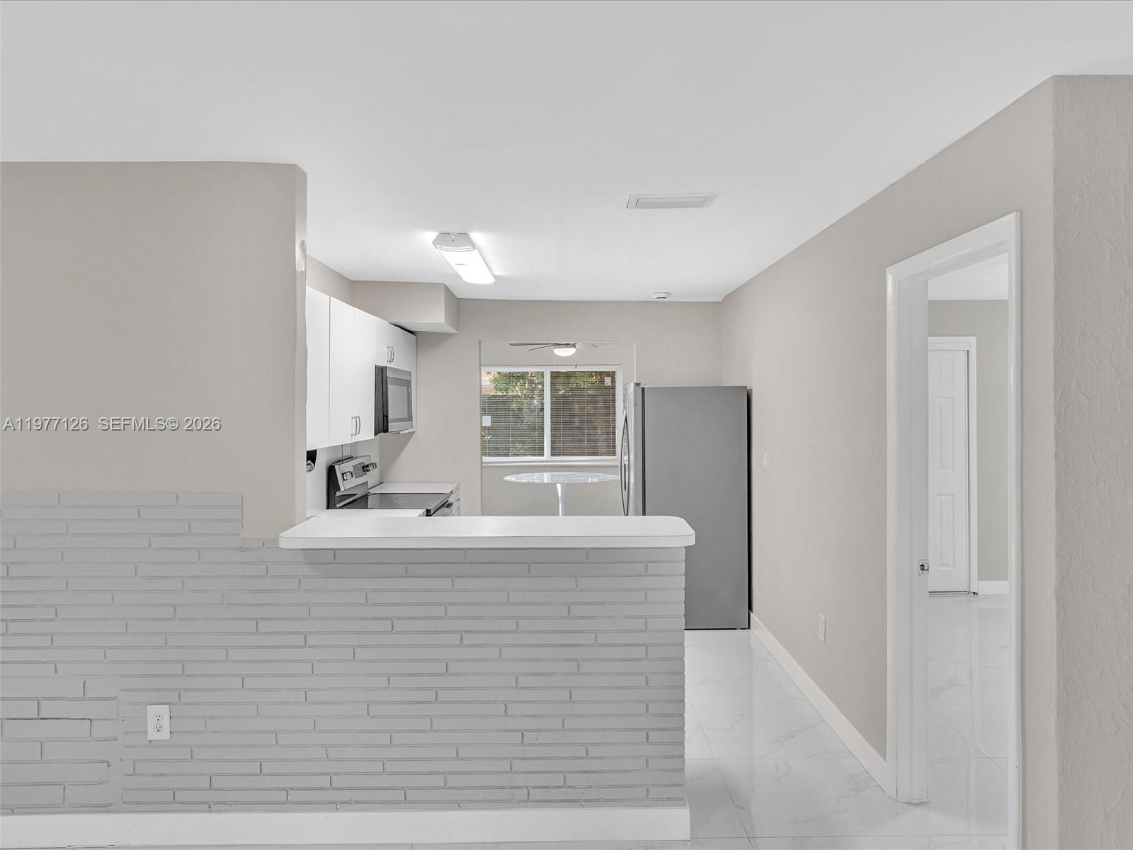 6800 Raleigh St Hollywood, FL 33024