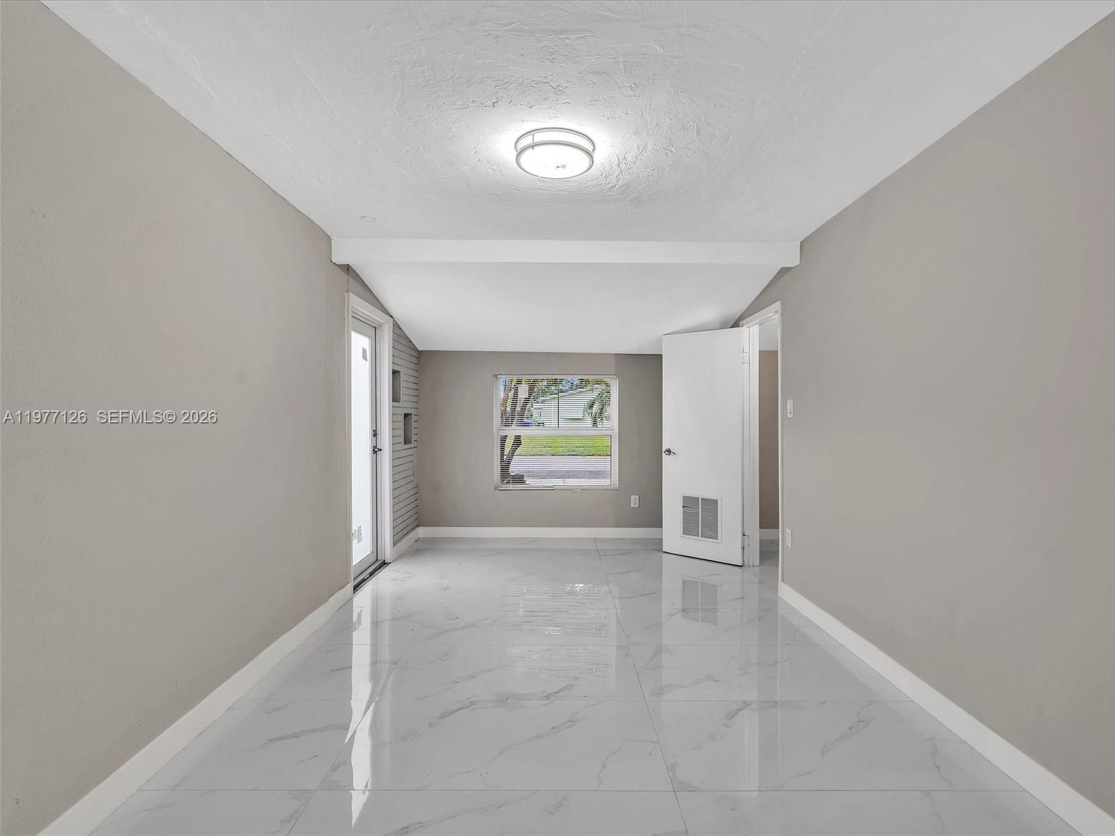 6800 Raleigh St Hollywood, FL 33024