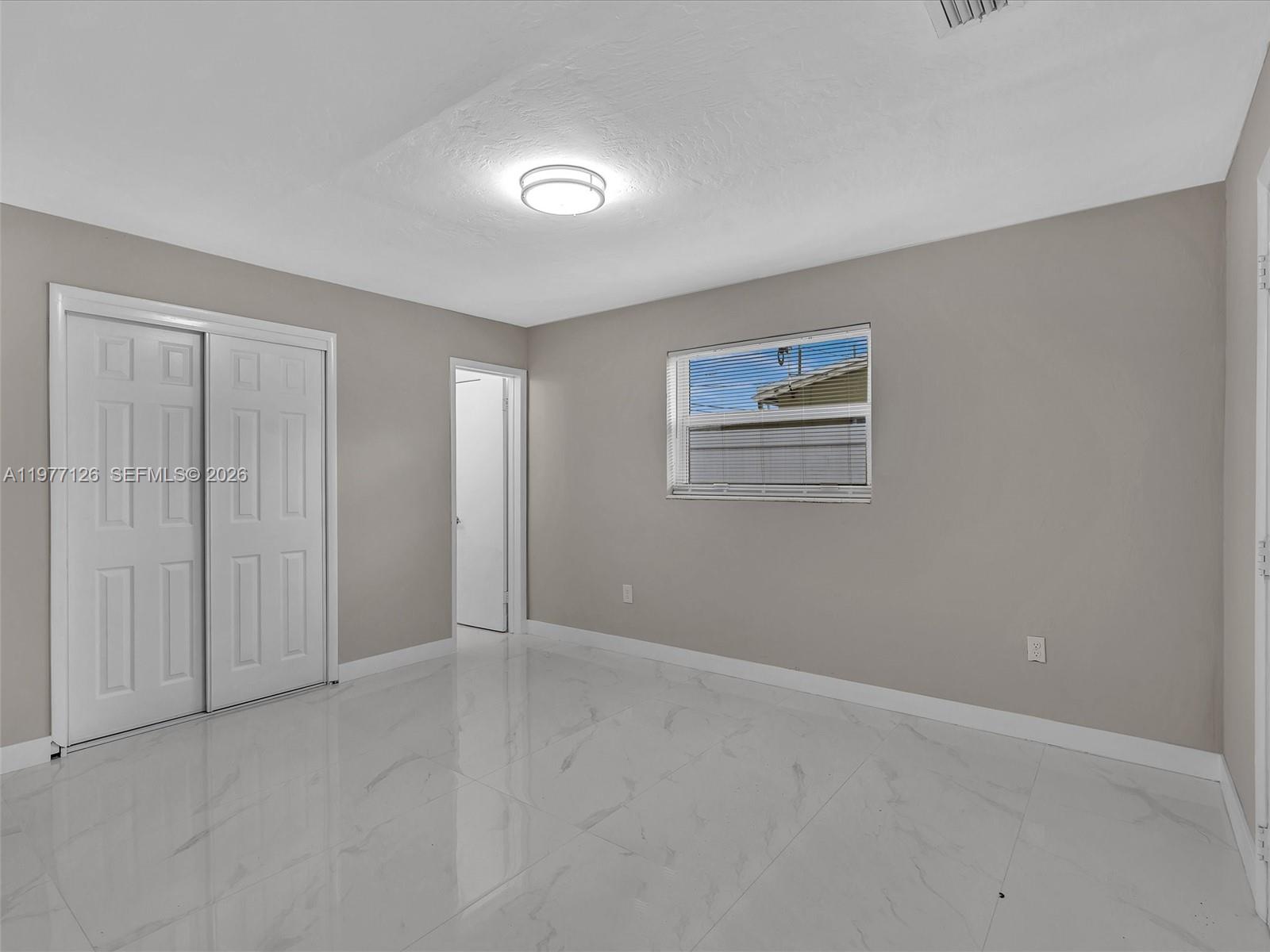 6800 Raleigh St Hollywood, FL 33024