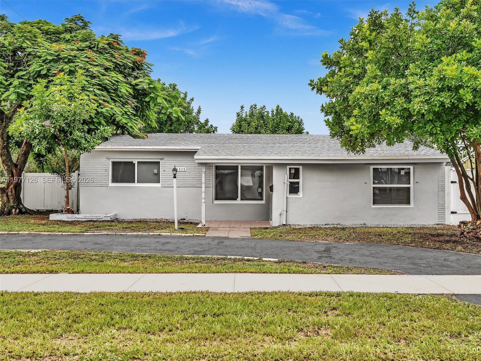 6800 Raleigh St Hollywood, FL 33024