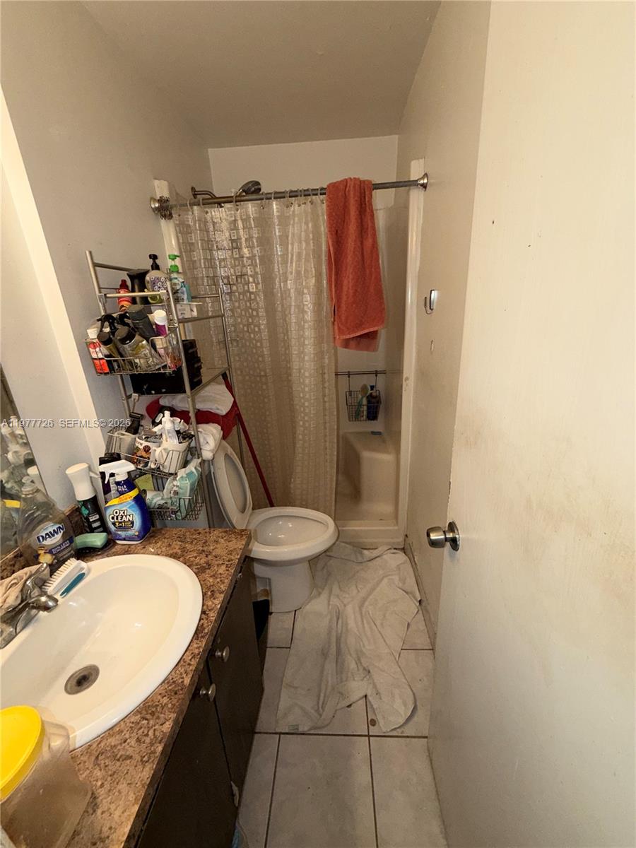 304 SW 77th Ave North Lauderdale, FL 33068