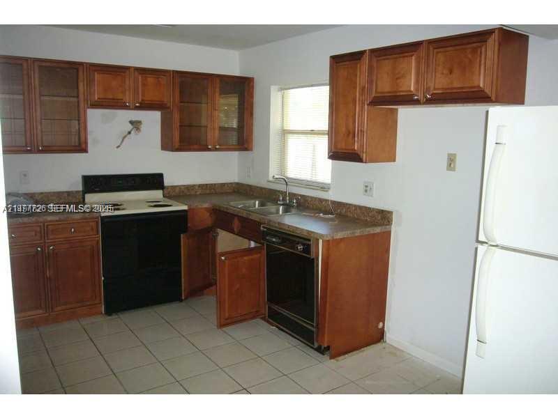 304 SW 77th Ave North Lauderdale, FL 33068