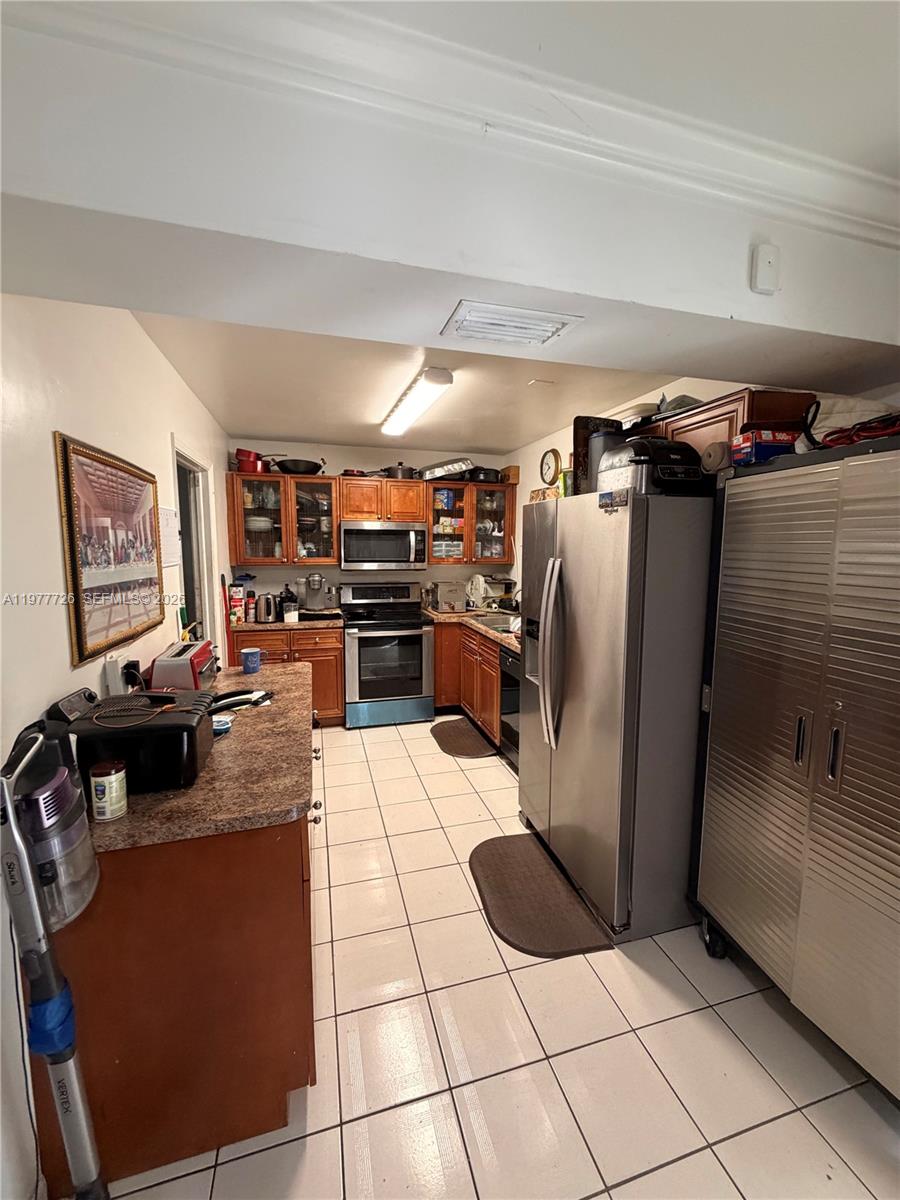 304 SW 77th Ave North Lauderdale, FL 33068