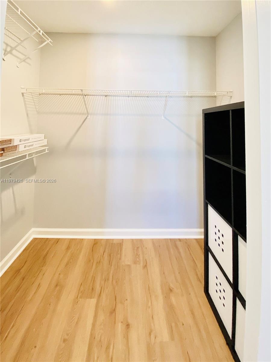 1200 Town Ctr Dr #422 Jupiter, FL 33458