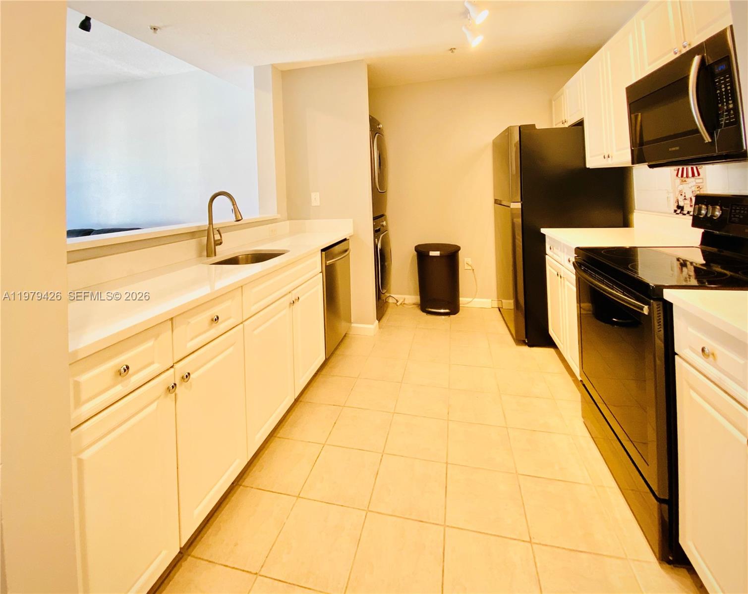 1200 Town Ctr Dr #422 Jupiter, FL 33458