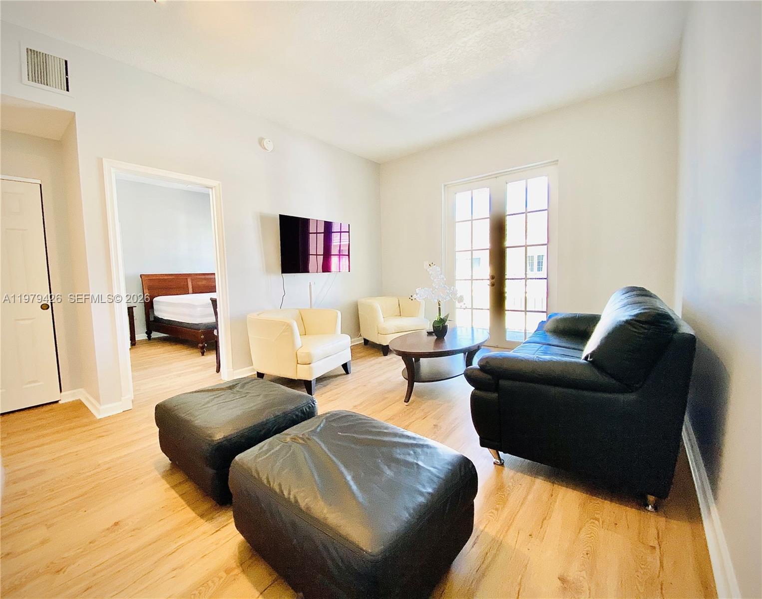 1200 Town Ctr Dr #422 Jupiter, FL 33458