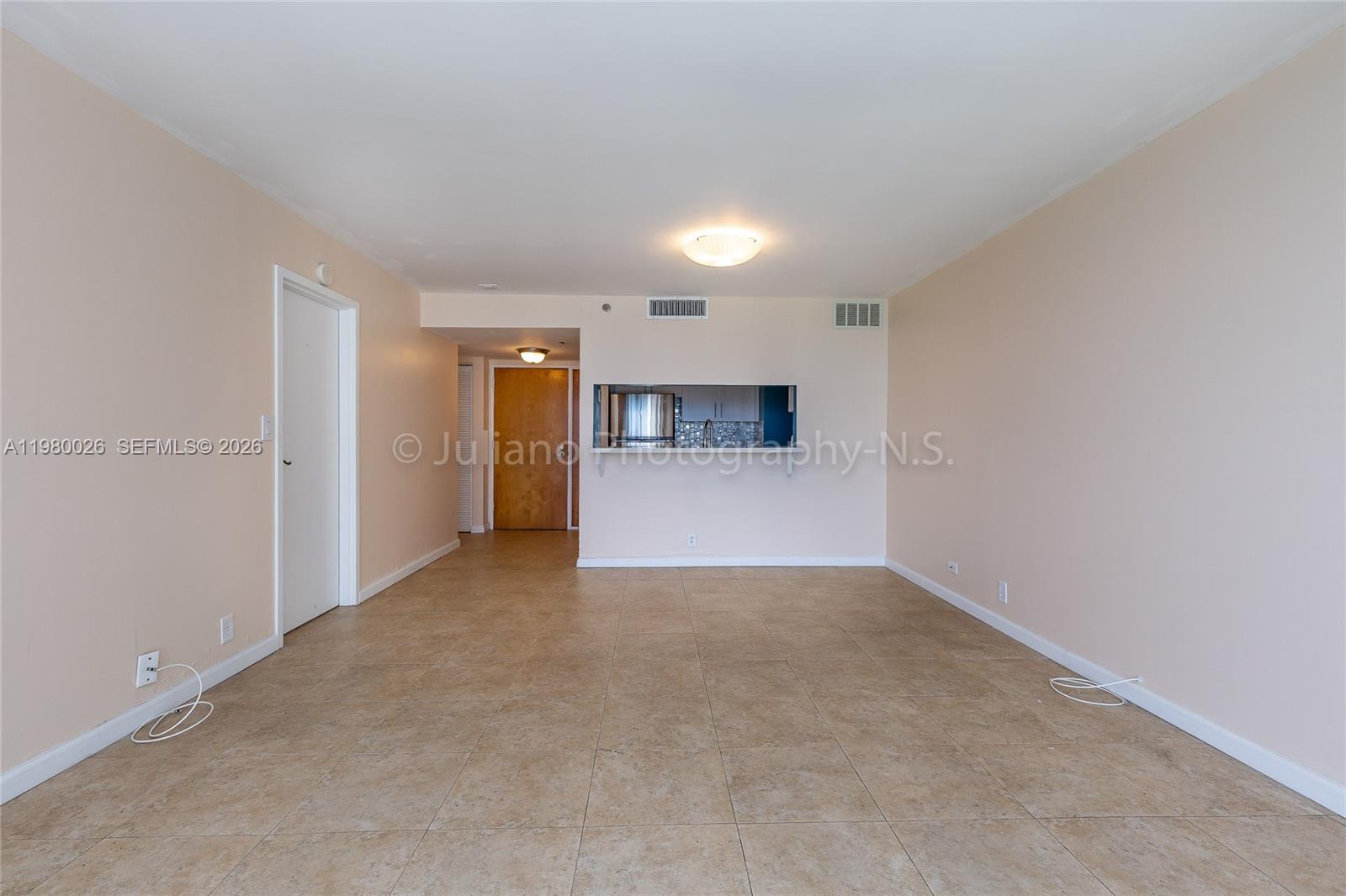 7601 E Treasure Dr #2309 North Bay Village, FL 33141