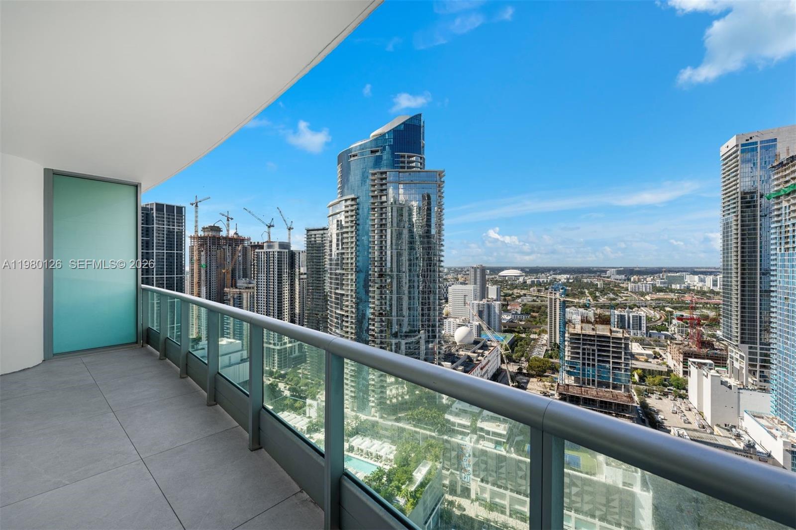 900 Biscayne Blvd #4202 Miami, FL 33132