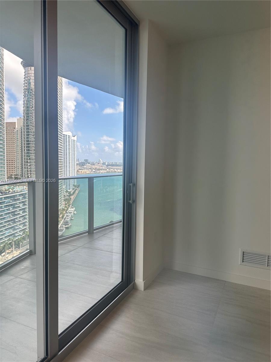 image Viceroy Brickell Residences3