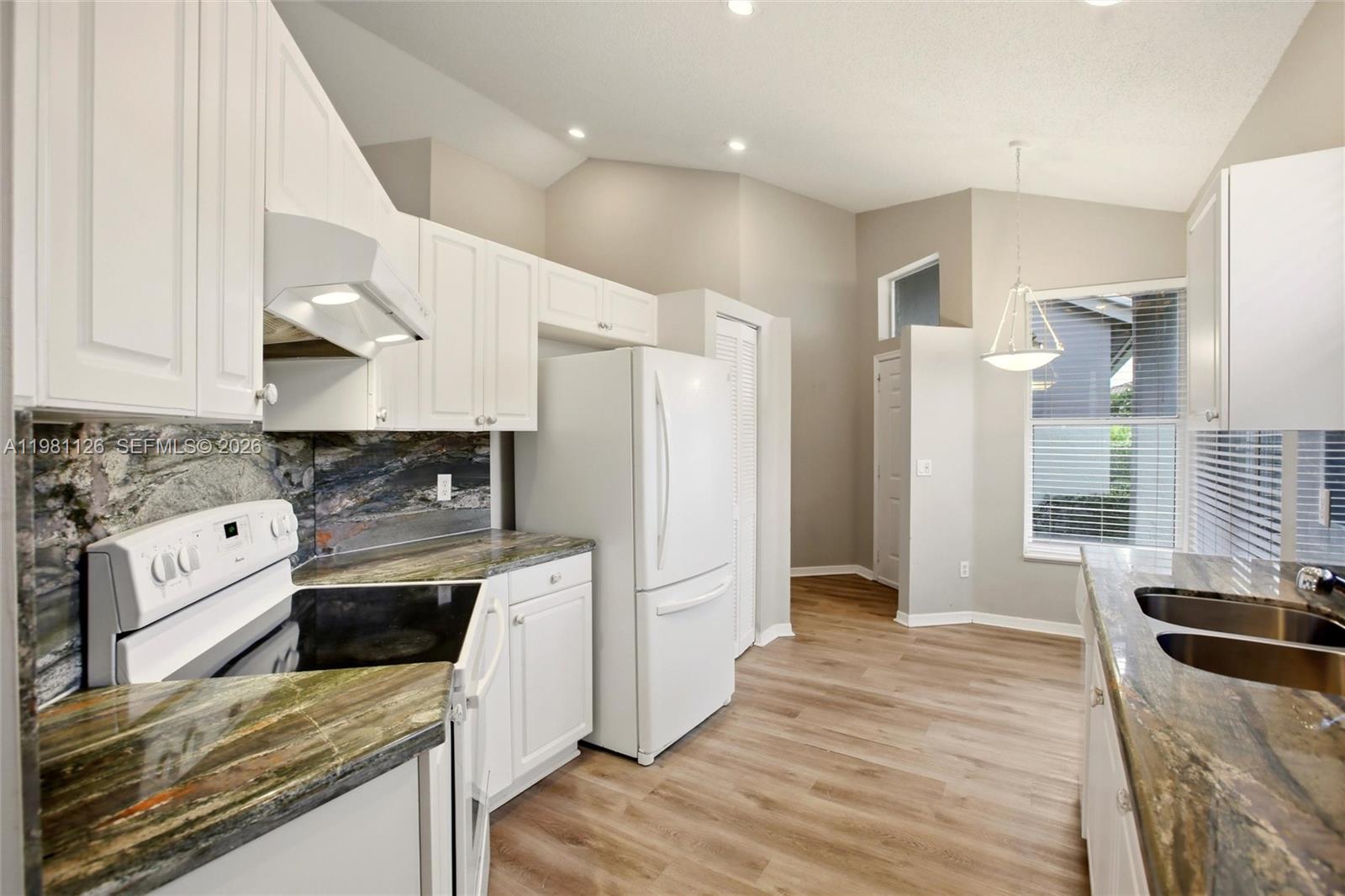 17208 Hampton Blvd Boca Raton, FL 33496