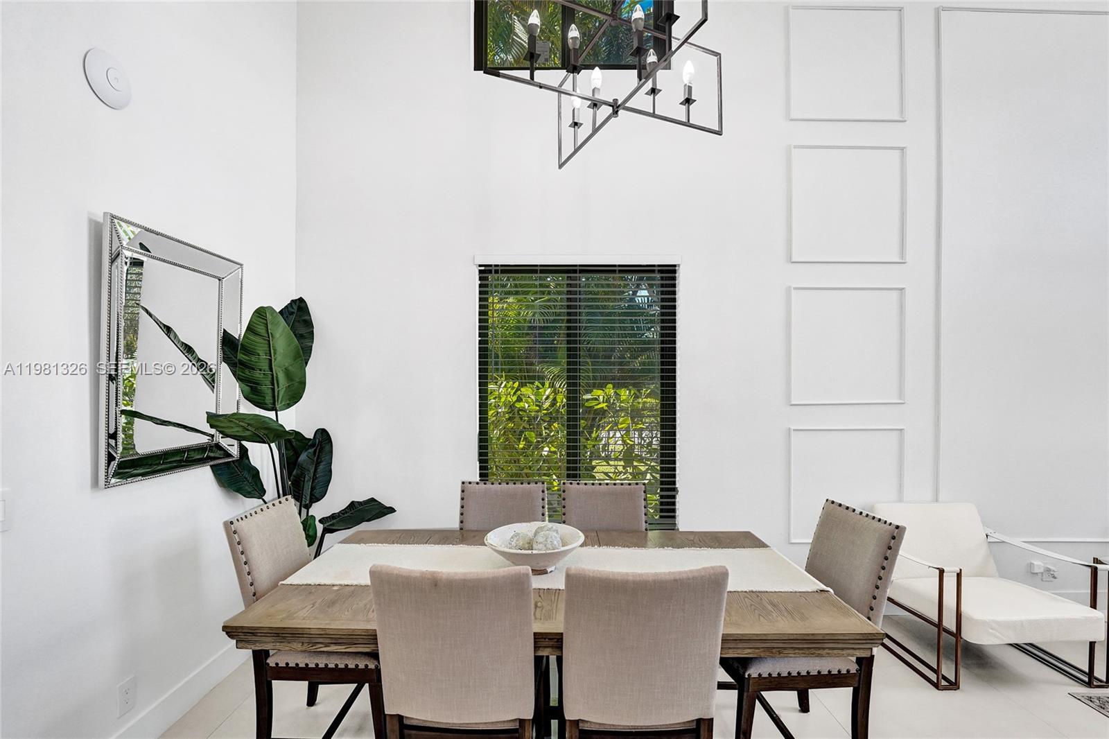 13076 NW 14th St Pembroke Pines, FL 33028