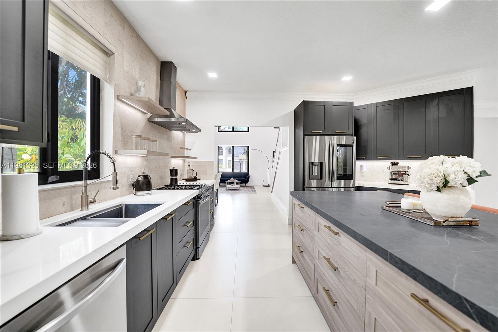 13076 NW 14th St Pembroke Pines, FL 33028