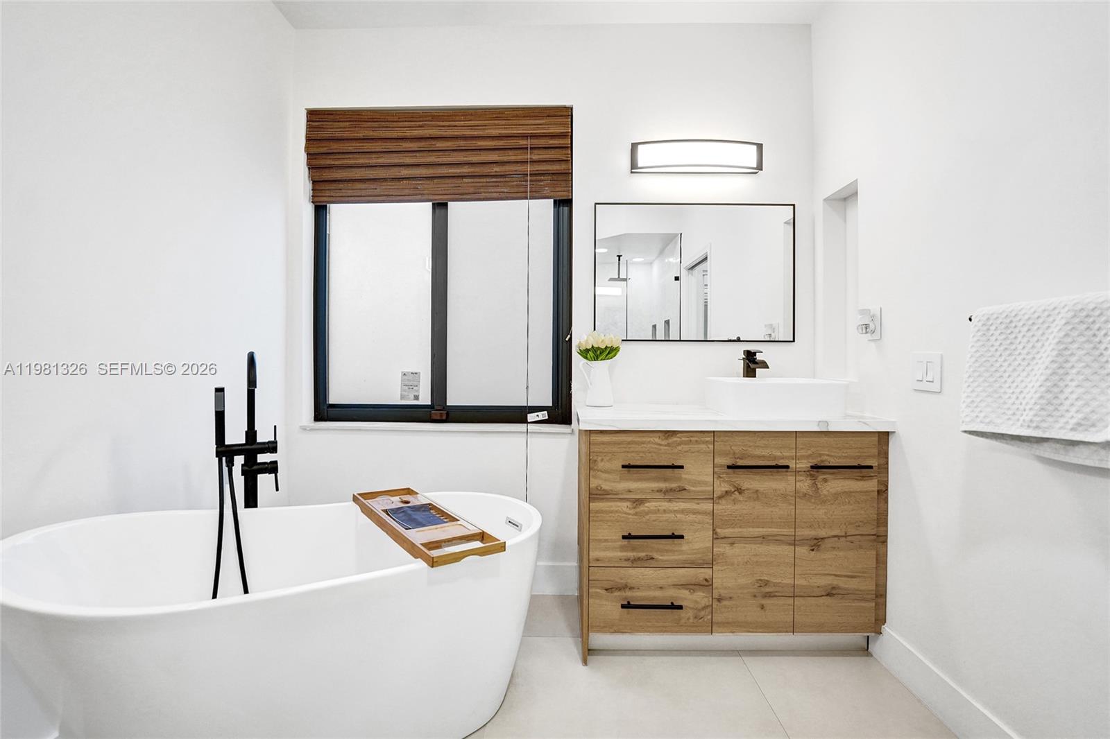 13076 NW 14th St Pembroke Pines, FL 33028